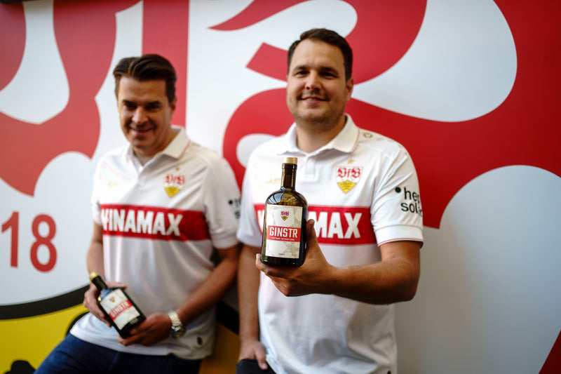 Stuttgart International Die GINSTR x VfB Stuttgart CL Edition GINSTR STUTTGART DRY GIN